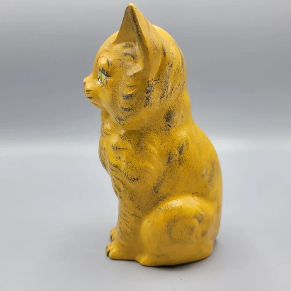 Vintage Yellow Sweet Kitty Cat Ceramic Coin Bank Home Shelf Decor